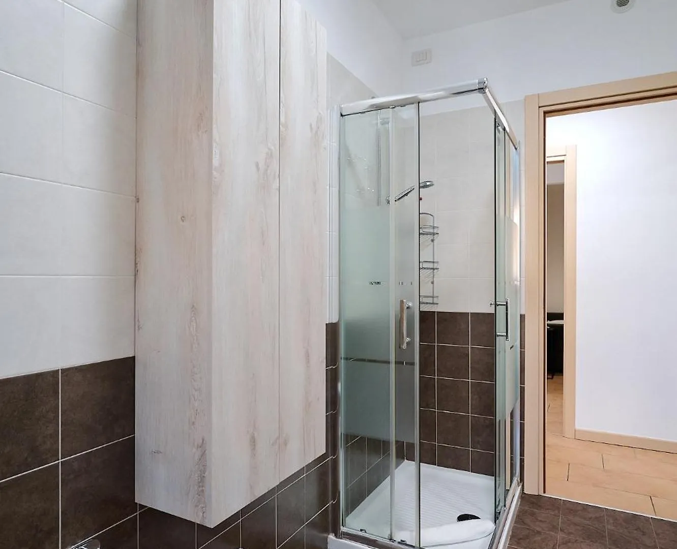 Xenia Apartments - Spacious And Bright New Flat With Garden Μιλάνο