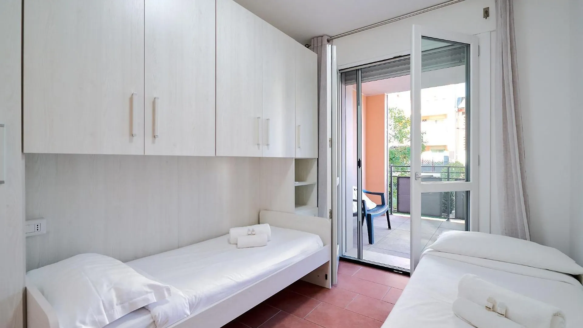 Xenia Apartments - Spacious And Bright New Flat With Garden ミラノ